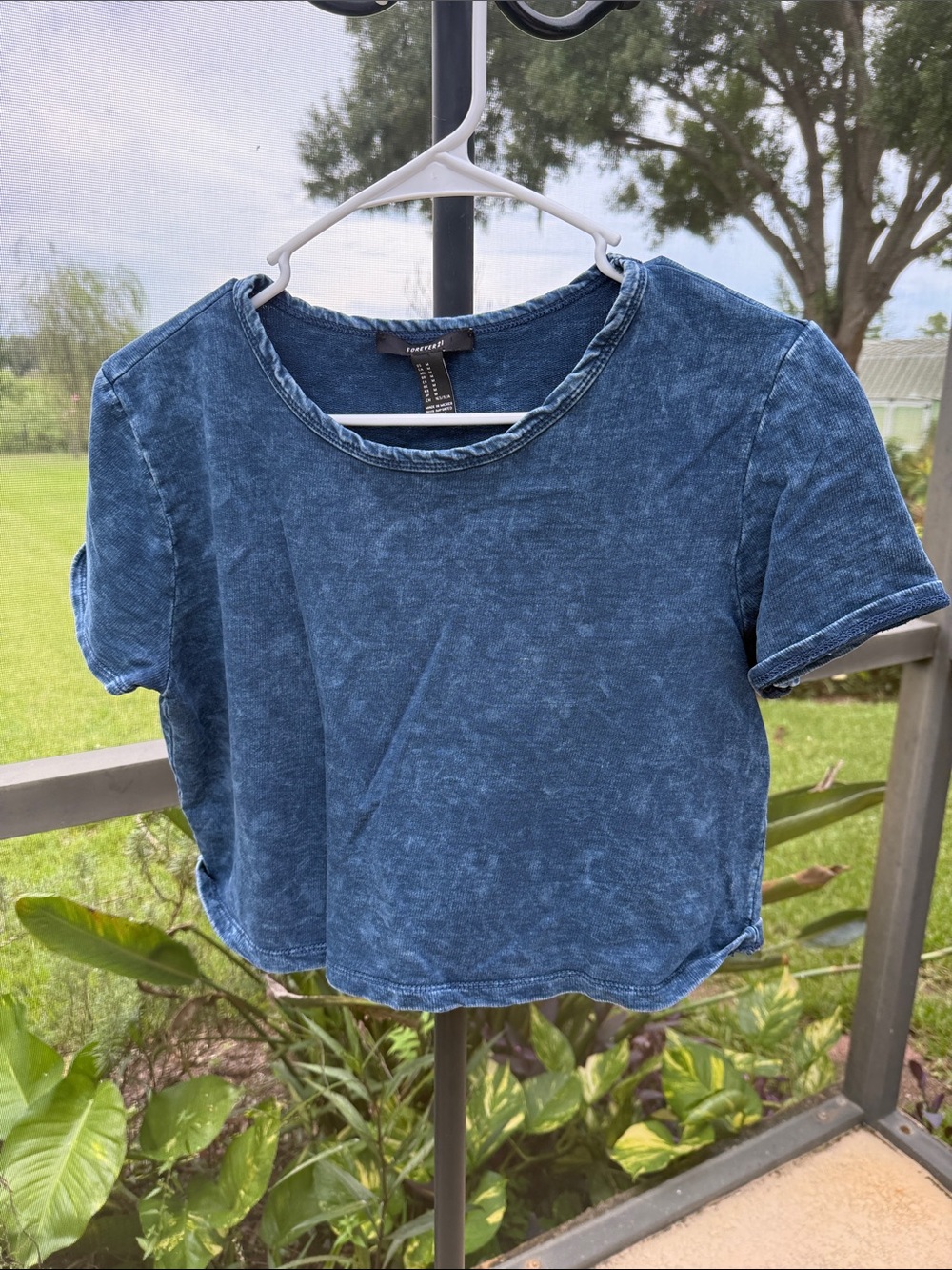 Forever 21 Washed Indigo Crop Tee